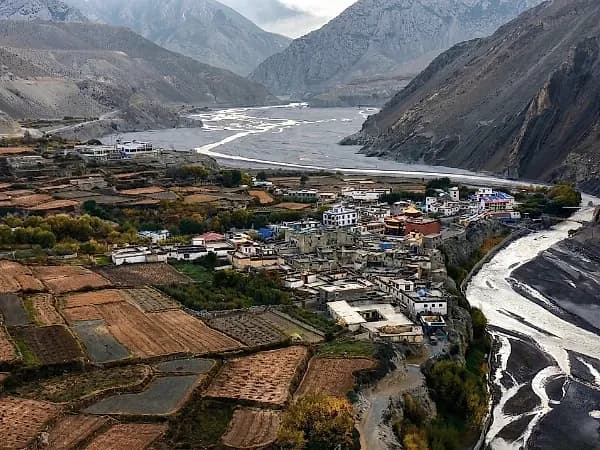 kagbeni village mustang gateway trek