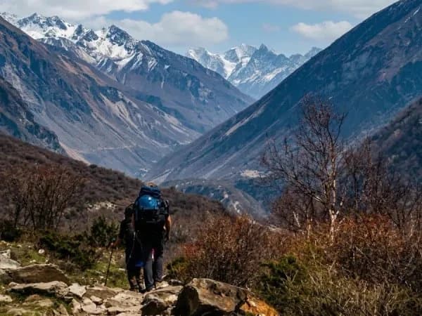 Manaslu mountain view from the circuit trek