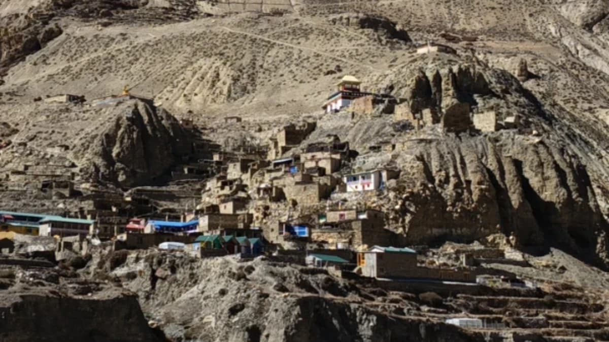 Phu Village manaslu Nar Phu Valley trek