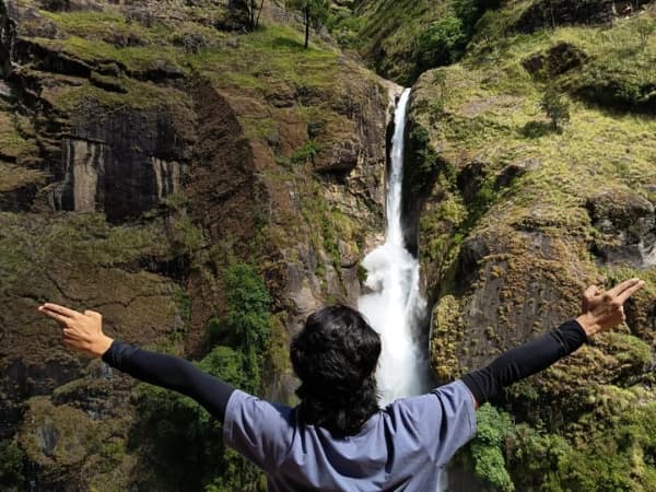Chamche Waterfall