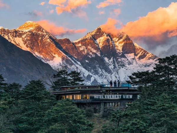 Everest Hotel 6