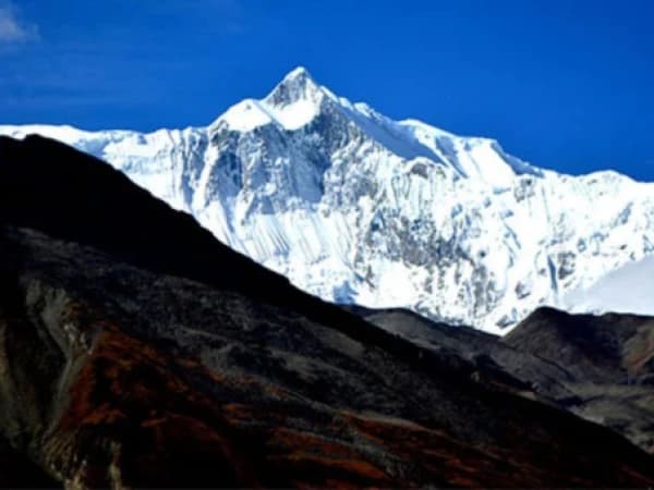 Trekking In Annapurna Region Base Camp Circuit Tour The Everest Holiday