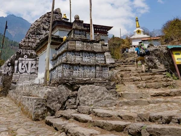 Way To Phakding