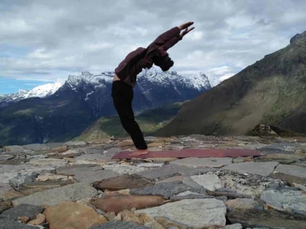 Yoga Tour1