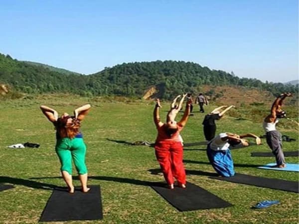 Yoga Tour2