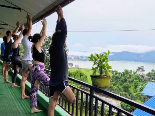 Yoga Tour4