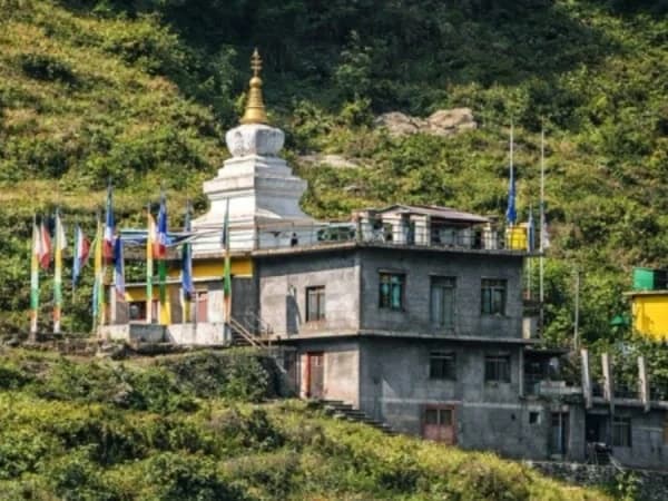 Langtang village family trekking Nepal