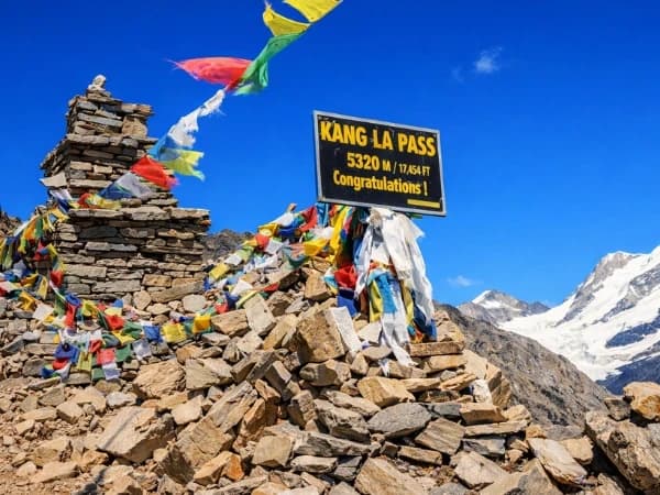Kang La Pass Nar and manaslu trek
