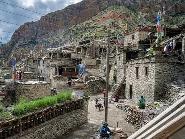 nar village nar phu valley trek
