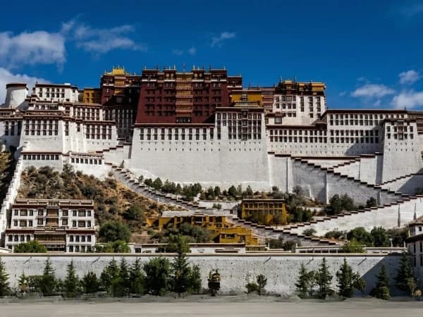 Potala Palace tibet tour