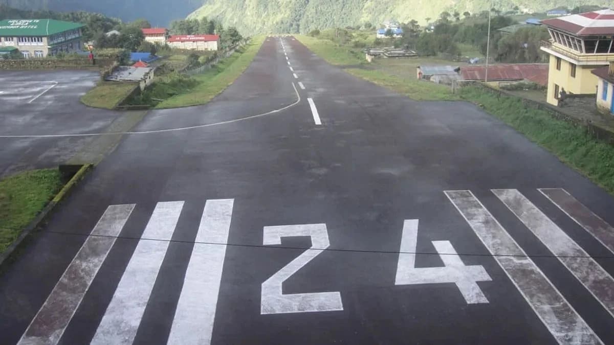 Lukla Tenzing-Hillary Airport runway Nepal