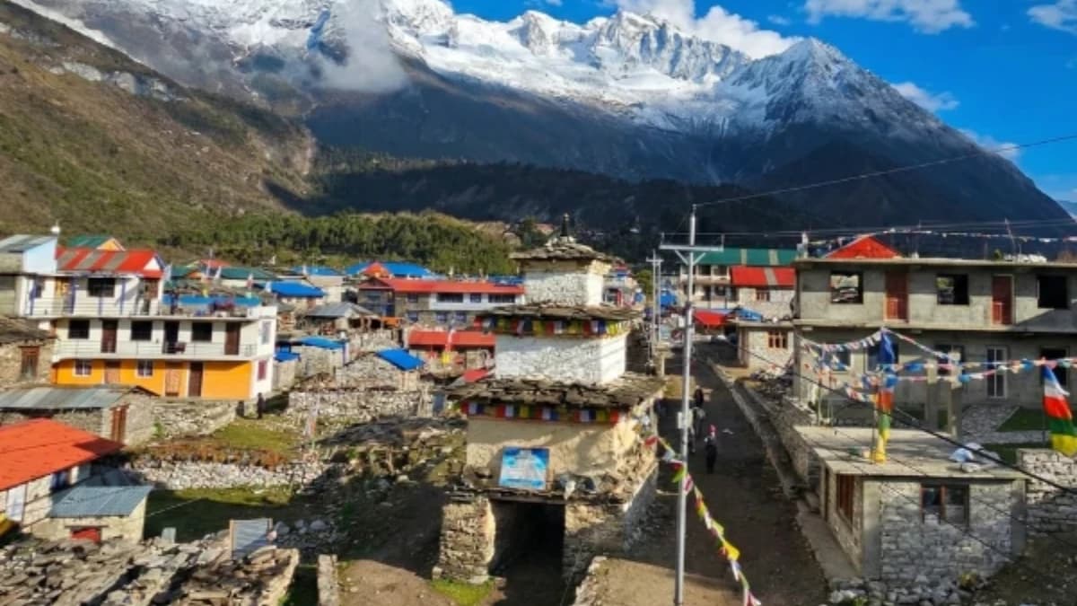 Samagoan manaslu trek