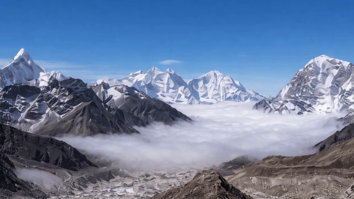 Khumbu Glacier, Everest Base Camp Trek Guide