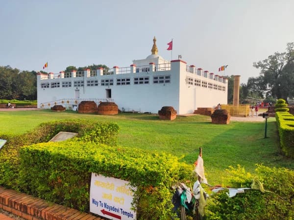 Buddhist circuit tour